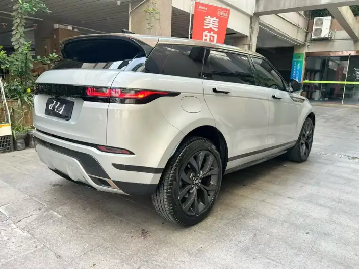 Range Rover Evoque 2022 Model Aurora L 249PS Collins Bronze Special Edition – фото 4