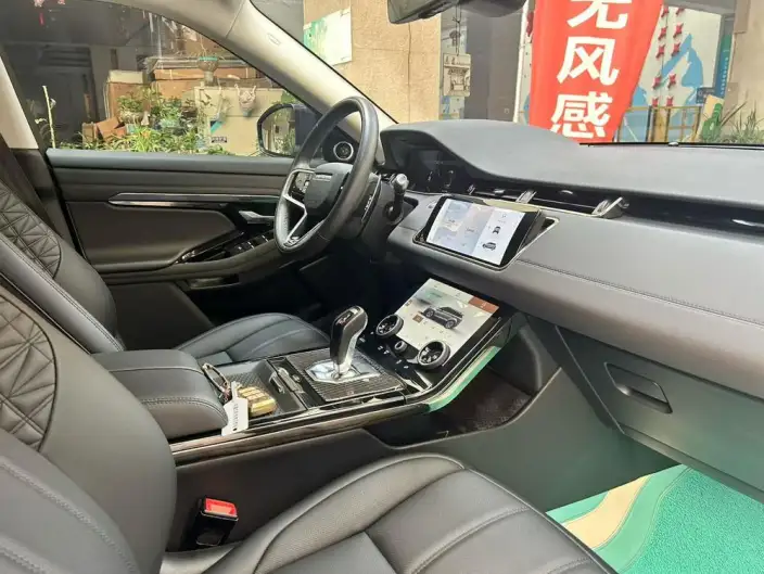 Range Rover Evoque 2022 Model Aurora L 249PS Collins Bronze Special Edition – фото 7