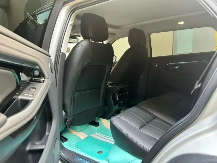 Range Rover Evoque 2022 Model Aurora L 249PS Collins Bronze Special Edition – фото 9