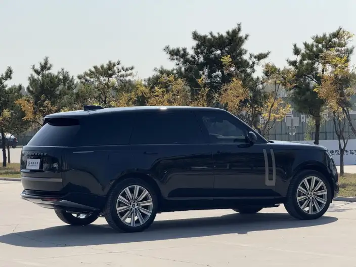 Range Rover 2023 Model 3.0 L6 400PS Shengshi VII seat Extended Edition – фото 6