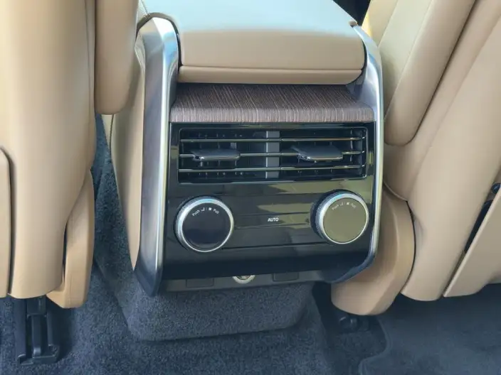 Range Rover 2023 Model 3.0 L6 400PS Shengshi VII seat Extended Edition – фото 7