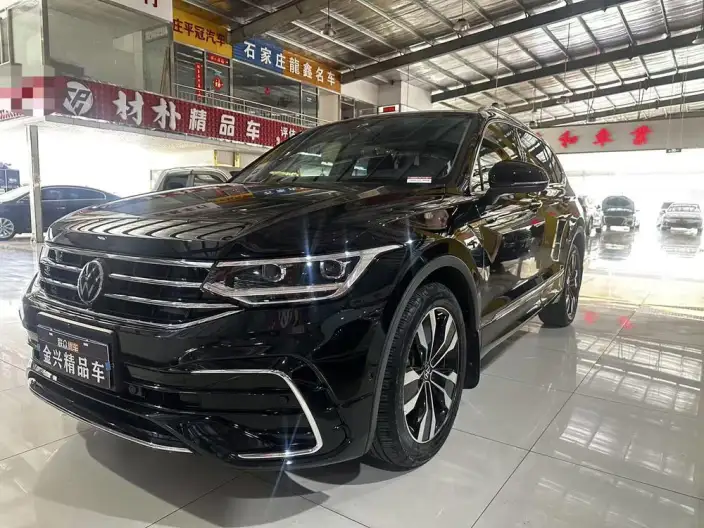 Volkswagen Tiguan L 2022 Model 330TSI Automatic 2WD R-Line Enjoy the version more – фото 1