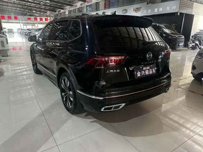 Volkswagen Tiguan L 2022 Model 330TSI Automatic 2WD R-Line Enjoy the version more – фото 4