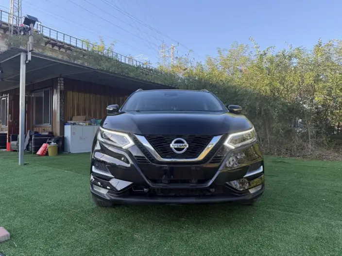 Nissan Qashqai 2022 Model 2.0L XV Prem. Deluxe Edition – фото 2