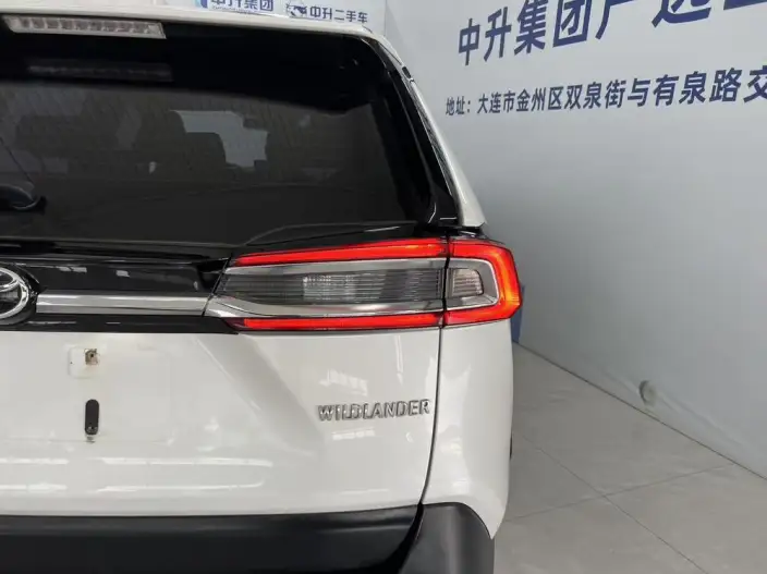 Toyota Wildlander 2022 Model 2.0L 2WD Deluxe Edition – фото 5