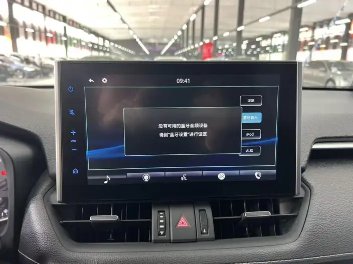 Toyota Wildlander 2022 Model 2.0L 2WD Deluxe Edition – фото 9