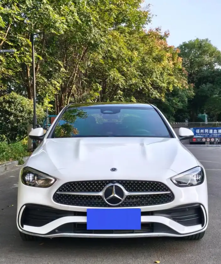 Mercedes-Benz C-Class 2024 Model C 260 L Sports Edition – фото 2