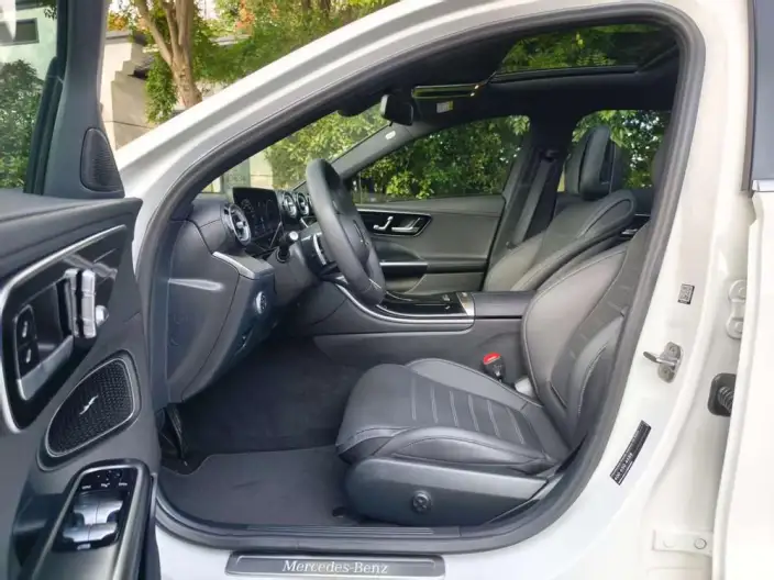Mercedes-Benz C-Class 2024 Model C 260 L Sports Edition – фото 8