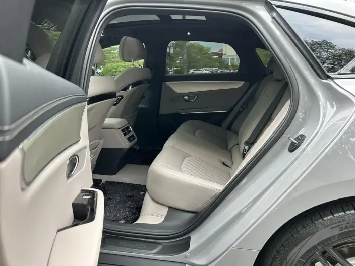 BYD Han DM 2025 Model Long Battery Life Pro Smart Driving Edition DM-i 245KM Noble Model – фото 9