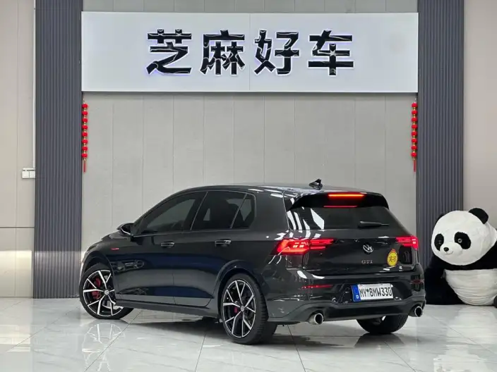 Volkswagen Golf GTI 2021 Model 380TSI DSG GTI – фото 4
