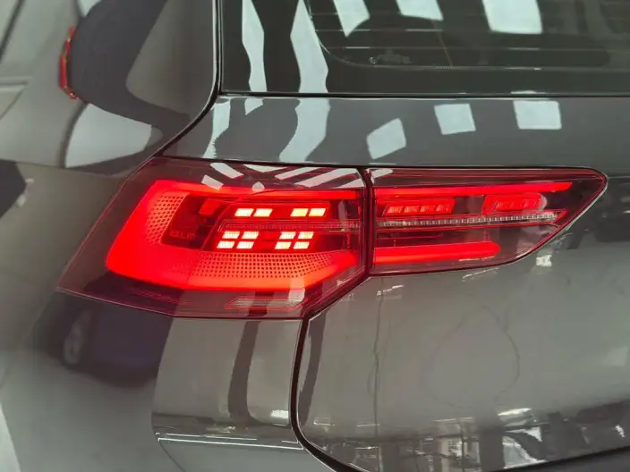 Volkswagen Golf GTI 2021 Model 380TSI DSG GTI – фото 8