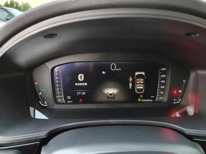 Honda Civic 2023 Model HATCHBACK 240TURBO CVT Extremely sharp version – фото 10