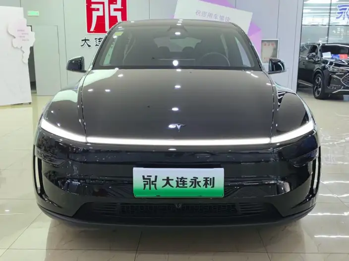 Model Y L 2026 Model Standard Edition – фото 2