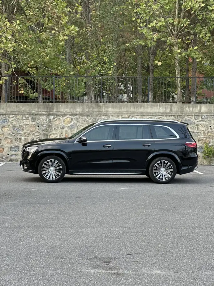 Mercedes-Benz GLS 2024 Model GLS 450 4MATIC Fashion Model – фото 3