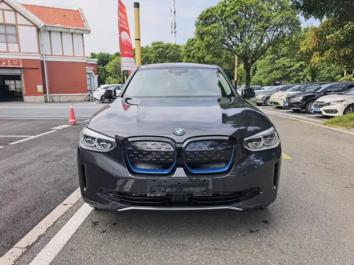 BMW iX3 2021 Model Leading Model – фото 2