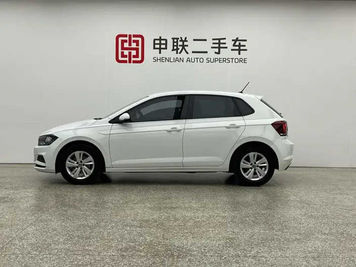 Polo 2023 Model Facelift Plus 1.5L Automatic Indulge in Music Letterpress – фото 3