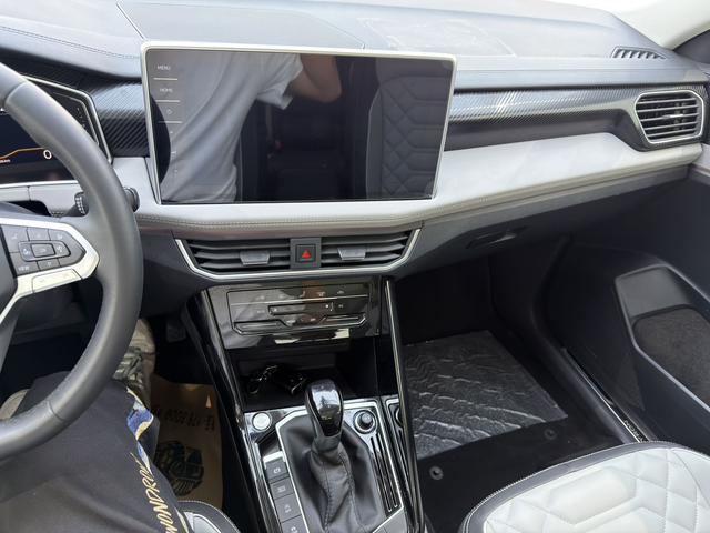 Volkswagen Tayron 2023 280TSI 2WD Luxury Plus Advanced – фото 11