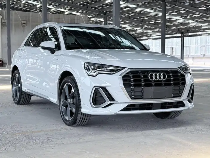 AUDI Q3 2022 Model 35 TFSI Fashion Dynamic Model – фото 3
