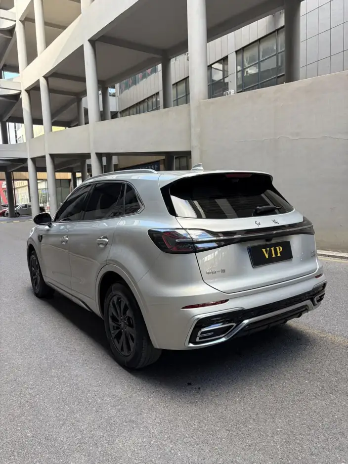 Hongqi HS5 2023 Model 2.0T Flag Xiang Pro Edition – фото 4