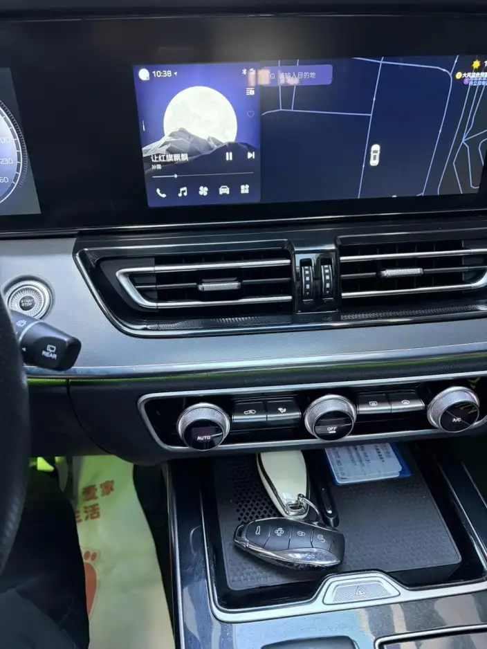 Hongqi HS5 2023 Model 2.0T Flag Xiang Pro Edition – фото 10