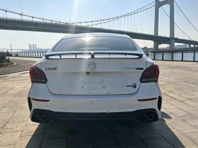 MG5 Scorpio 2022 1.5T Trophy Sport Luxury – фото 5
