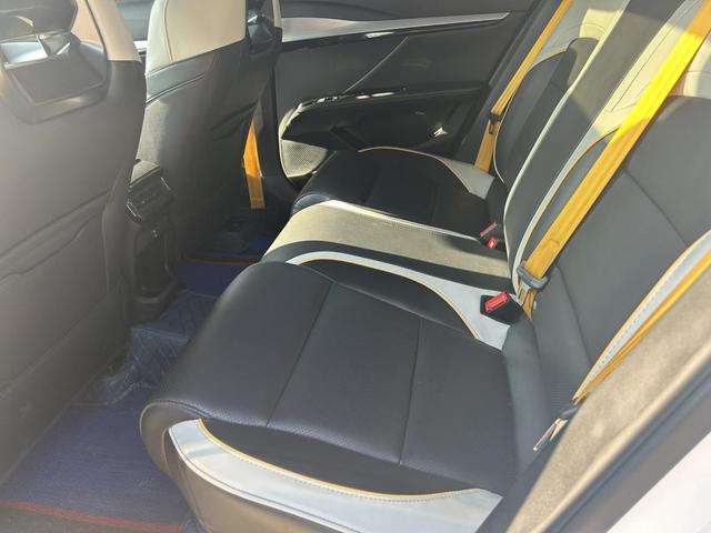 MG5 Scorpio 2022 1.5T Trophy Sport Luxury – фото 6
