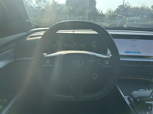 MG5 Scorpio 2022 1.5T Trophy Sport Luxury – фото 9