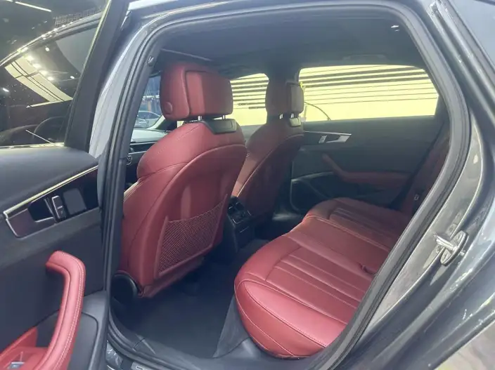 Audi A4 L 2024 Model 40 TFSI Luxury Dynamic Model – фото 10