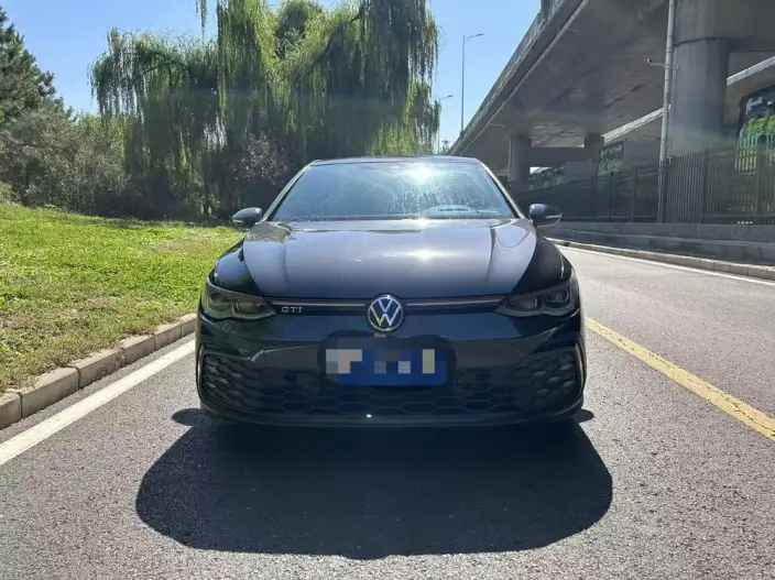 Volkswagen Golf GTI 2021 Model 380TSI DSG GTI – фото 2