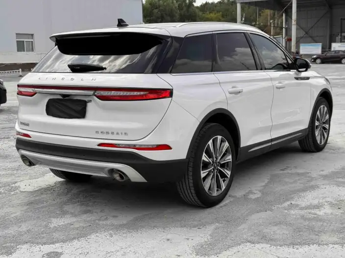 Lincoln Corsair 2022 Model 2.0T 2WD Exclusive Edition – фото 6