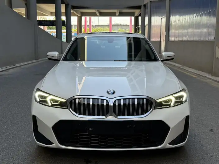 BMW 3 Series 2023 Model 320Li M Sports Set – фото 2