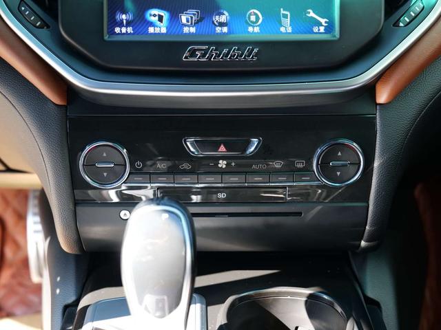 Maserati Ghibli 2014 3.0T Base – фото 27
