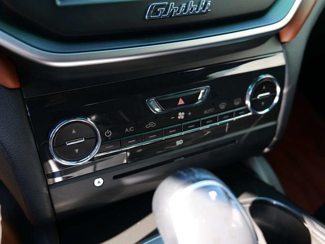 Maserati Ghibli 2014 3.0T Base – фото 31