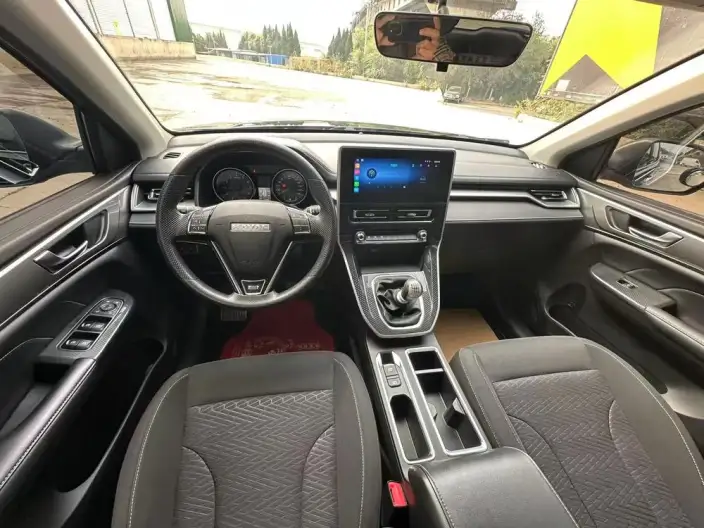 Haval M6 2023 Model PLUS 1.5T Manual Elite Smart Connect Model – фото 7