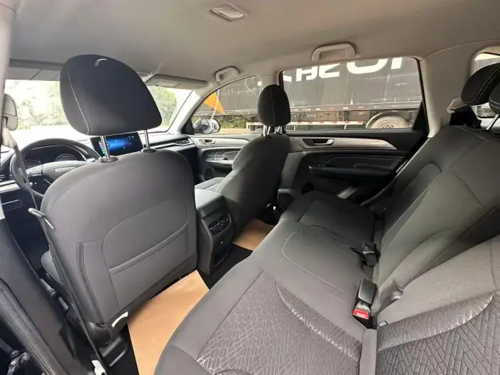 Haval M6 2023 Model PLUS 1.5T Manual Elite Smart Connect Model – фото 9