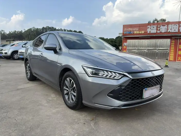 BYD Qin PLUS DM 2024 Model Honor Edition DM-i 55KM Leading Model – фото 3