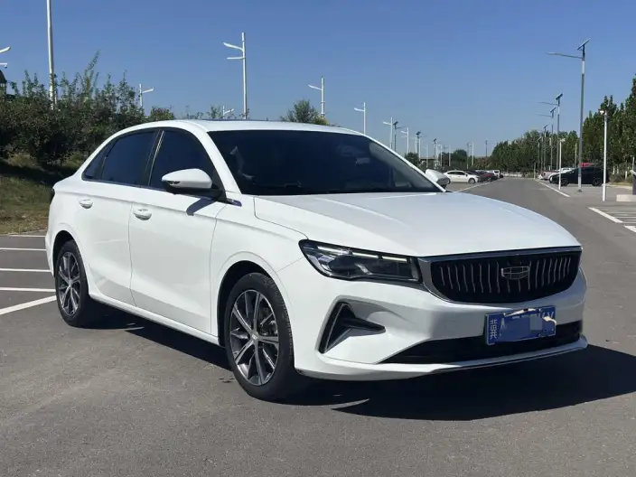 Geely Emgrand 2022 Model No. 4 Gen 1.5L CVT Noble Model – фото 3