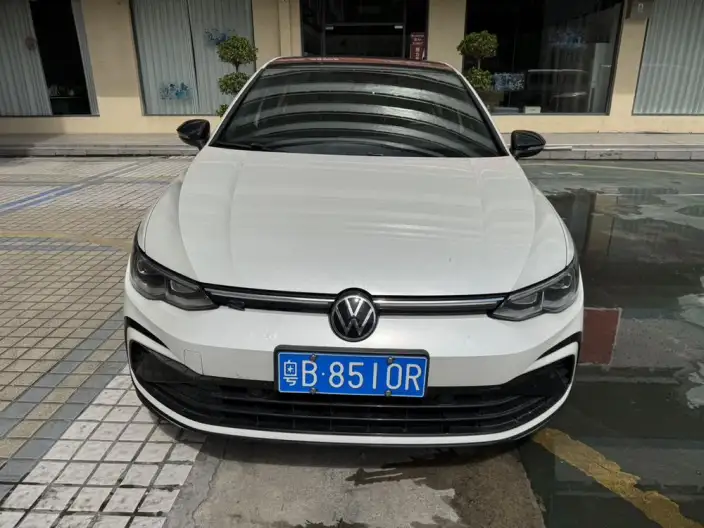 Volkswagen Golf 2024 Model 280TSI DSG R-Line 50 Legend Edition – фото 2