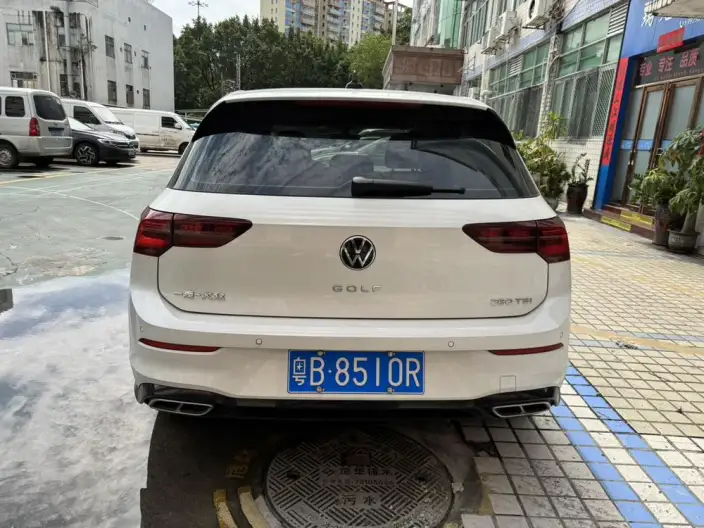 Volkswagen Golf 2024 Model 280TSI DSG R-Line 50 Legend Edition – фото 4