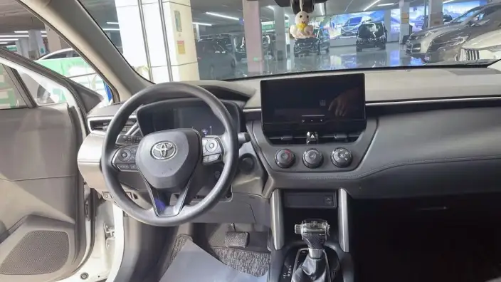 Toyota Corolla Cross 2024 Model 2.0L CVT Pioneer Edition – фото 8