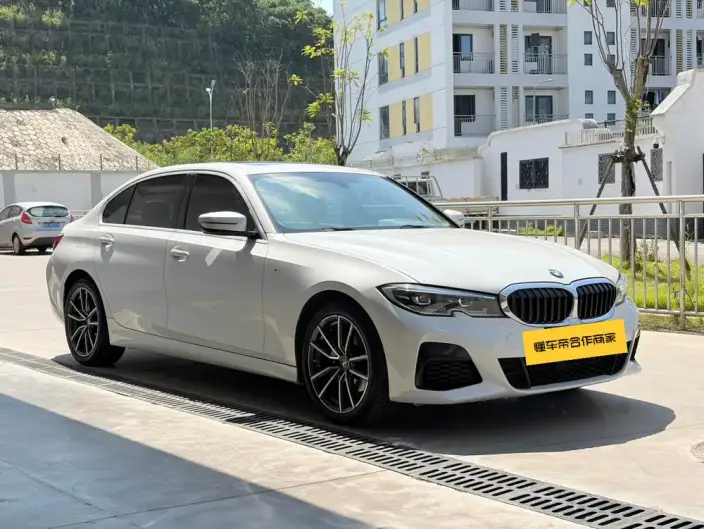 BMW 3 Series 2022 Model 320Li M Sports Set – фото 3