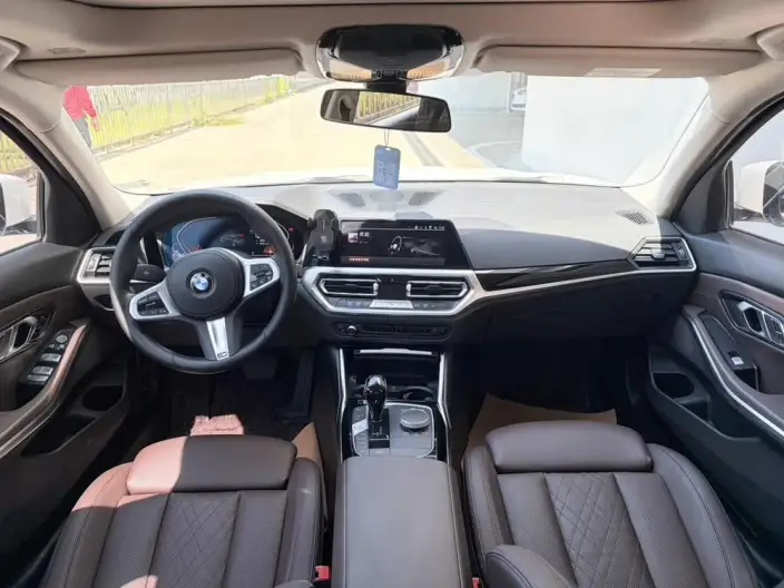 BMW 3 Series 2022 Model 320Li M Sports Set – фото 7