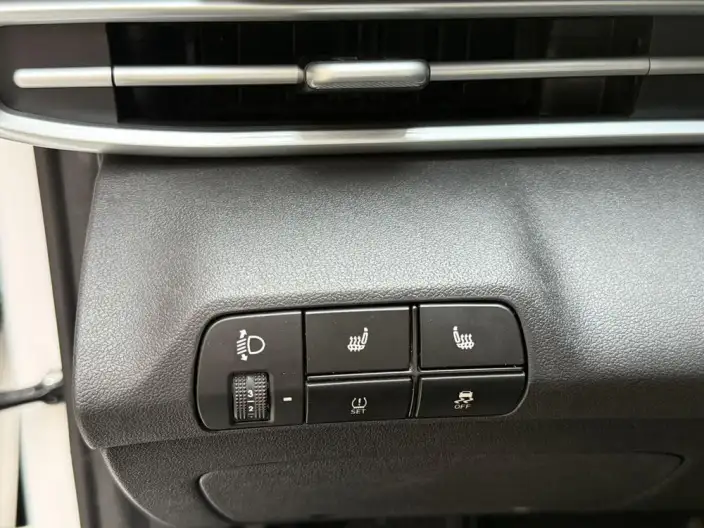 Hyundai Ioniq 2023 Model 1.5L CVT GLX Elite Edition – фото 10