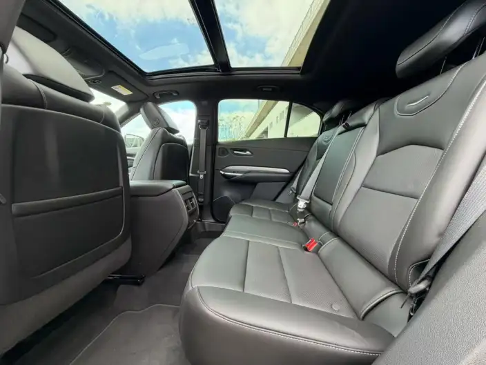 Cadillac XT4 2024 Model Facelift 28T 2WD Noble Model – фото 9