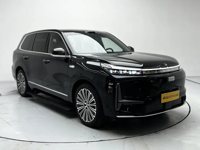 Geely M9 2025 Model 210km 4WD Pilot Edition – фото 3