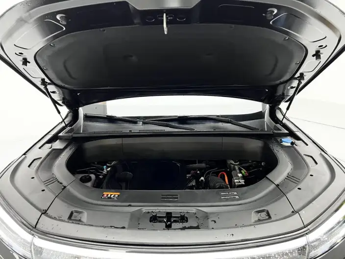 Geely M9 2025 Model 210km 4WD Pilot Edition – фото 10