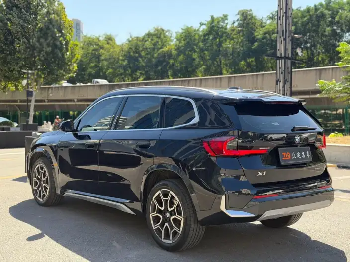 BMW X1 2025 Model sDrive25Li X Design Set – фото 4