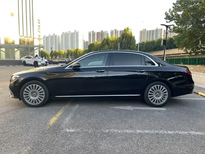 Mercedes-Benz E-Class 2022 Model Facelift II E 300 L Luxury Model sedan – фото 4