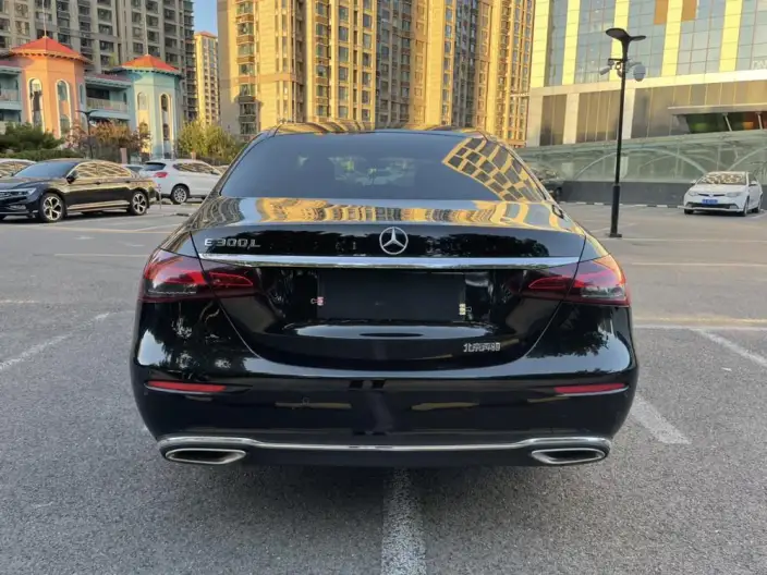 Mercedes-Benz E-Class 2022 Model Facelift II E 300 L Luxury Model sedan – фото 6