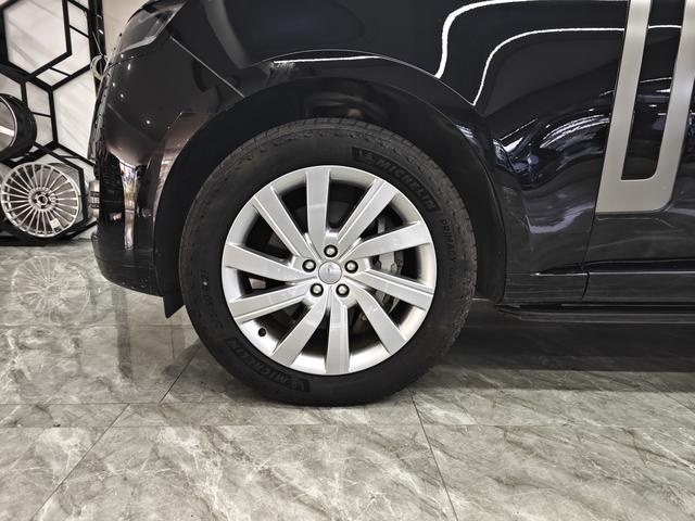 Range Rover 2023 3.0 L6 400PS Centurion Seven Seater Plus – фото 4